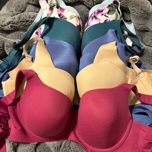 EUC CACIQUE Invisible Back Smooth Lightly Line Floral Green Bra 42C Wire X7 Vs5